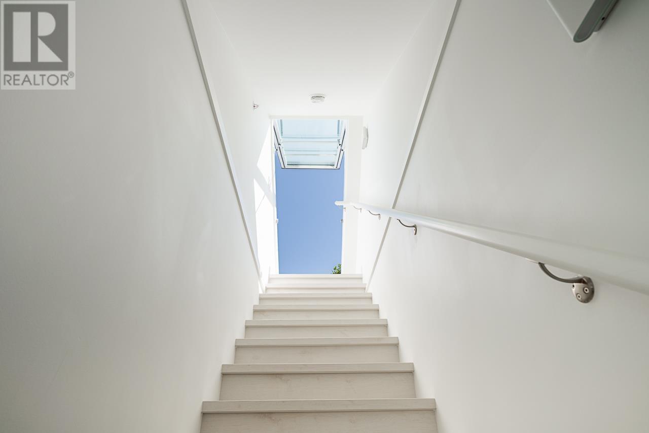 Listing Picture 20 of 31 : 314 1120 E GEORGIA STREET, Vancouver / 溫哥華 - 魯藝地產 Yvonne Lu Group - MLS Medallion Club Member