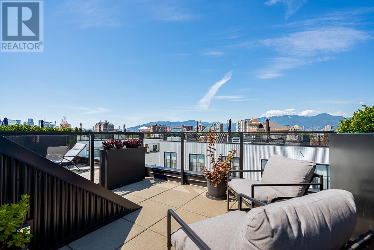 Listing Picture 21 of 31 : 314 1120 E GEORGIA STREET, Vancouver / 溫哥華 - 魯藝地產 Yvonne Lu Group - MLS Medallion Club Member