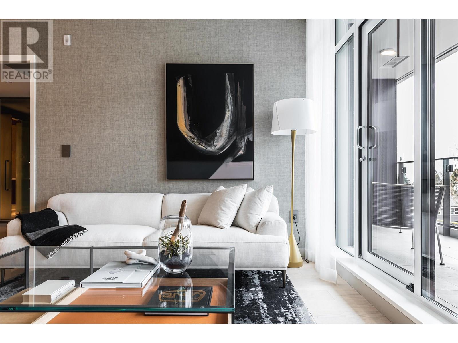 Listing Picture 6 of 24 : 204 3596 W. 28TH AVENUE, Vancouver / 溫哥華 - 魯藝地產 Yvonne Lu Group - MLS Medallion Club Member