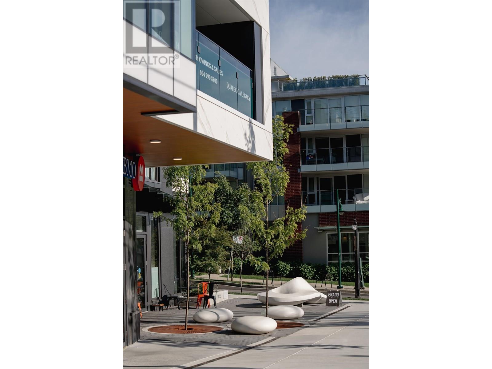 Listing Picture 22 of 24 : 204 3596 W. 28TH AVENUE, Vancouver / 溫哥華 - 魯藝地產 Yvonne Lu Group - MLS Medallion Club Member