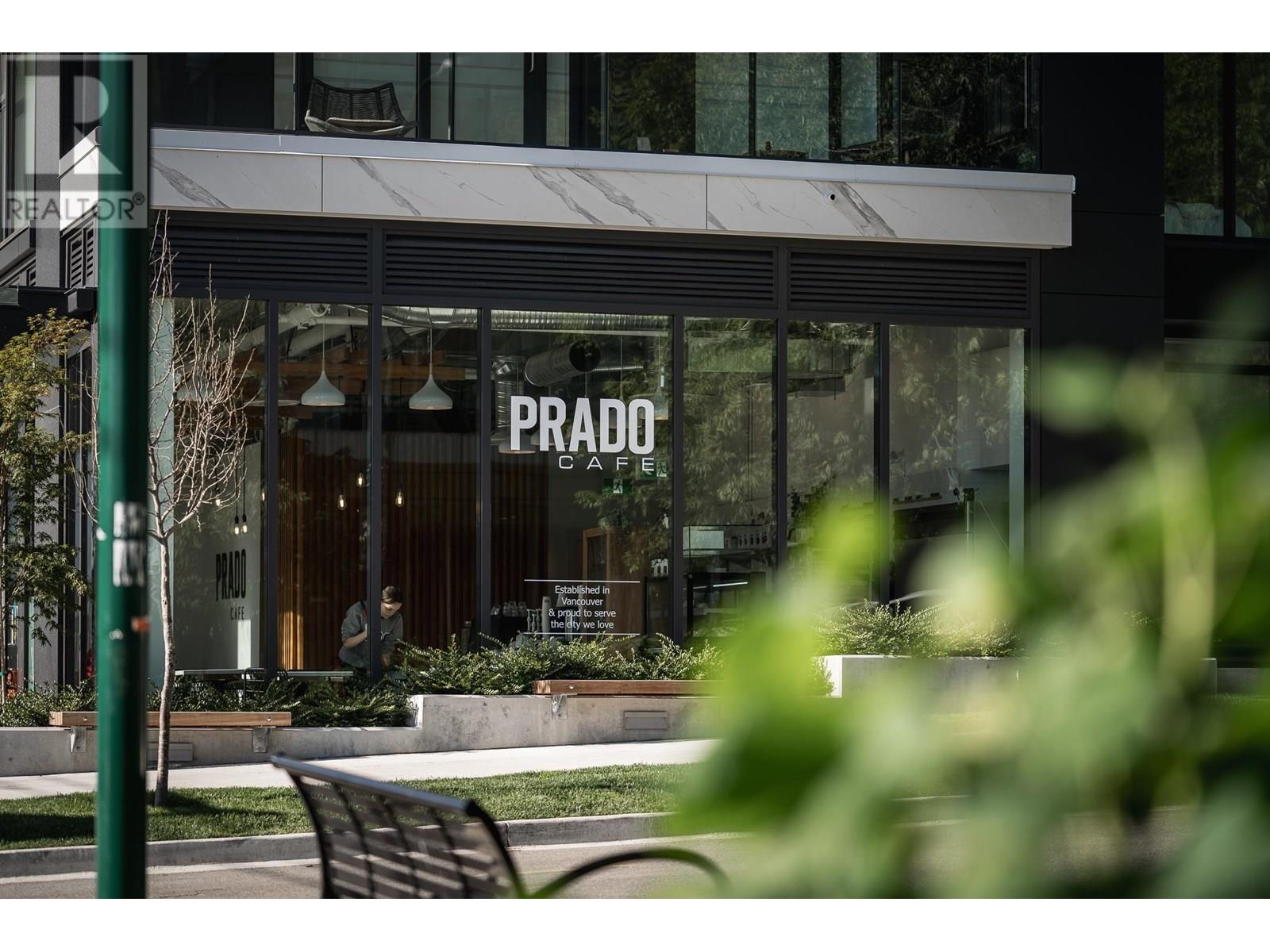 Listing Picture 21 of 24 : 204 3596 W. 28TH AVENUE, Vancouver / 溫哥華 - 魯藝地產 Yvonne Lu Group - MLS Medallion Club Member