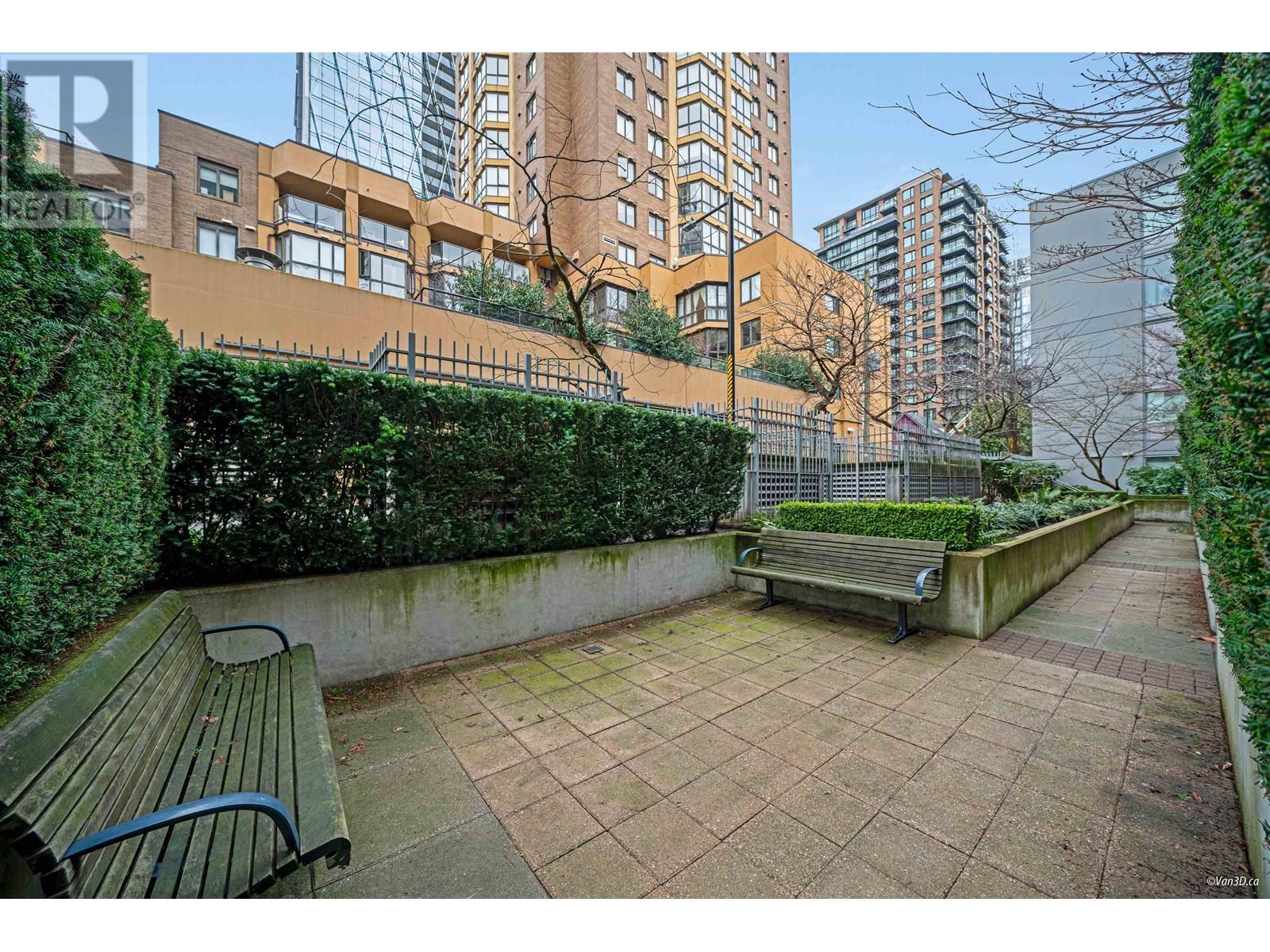 Listing Picture 26 of 27 : 101 1133 HOMER STREET, Vancouver / 溫哥華 - 魯藝地產 Yvonne Lu Group - MLS Medallion Club Member
