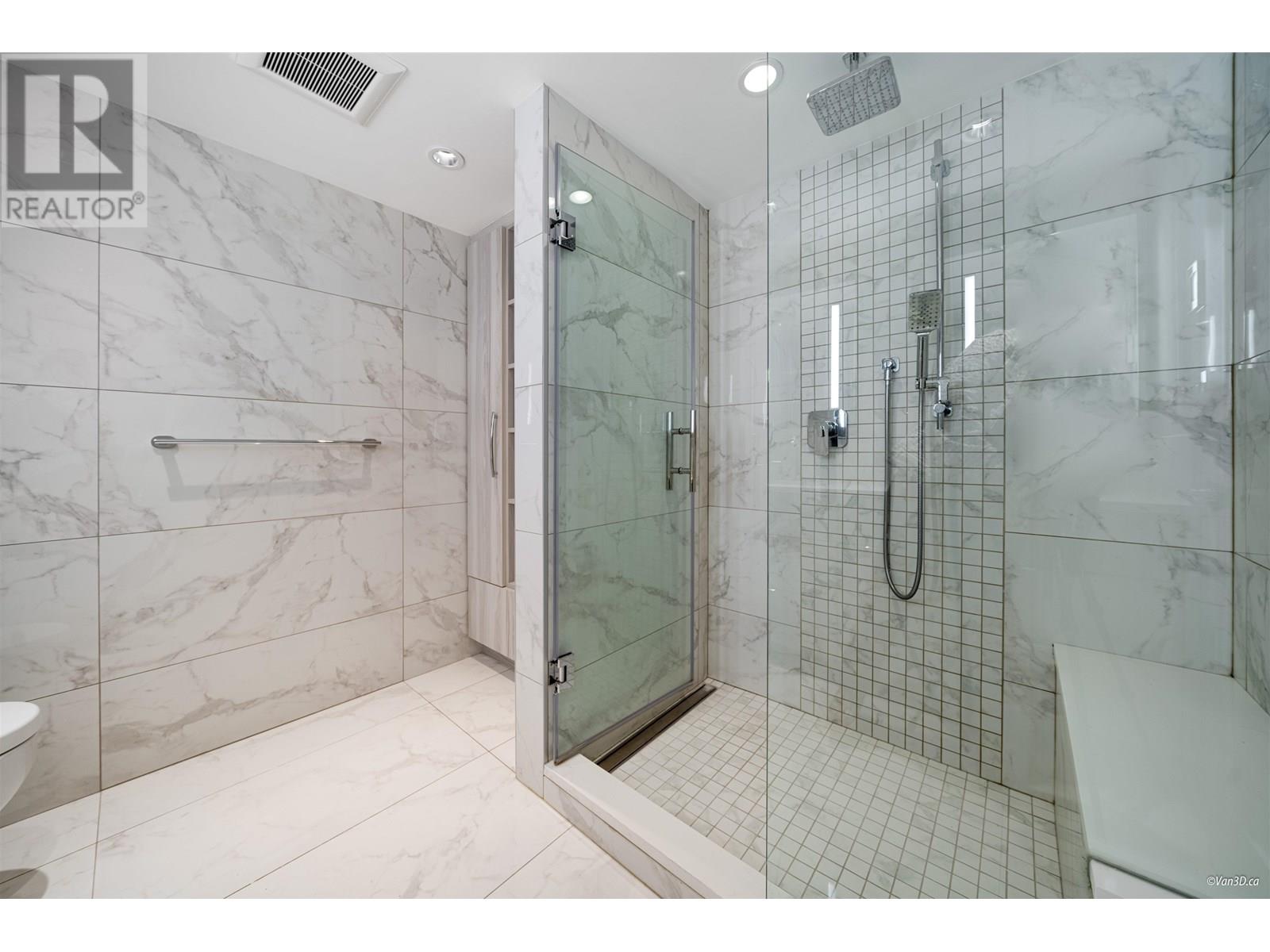 Listing Picture 13 of 27 : 101 1133 HOMER STREET, Vancouver / 溫哥華 - 魯藝地產 Yvonne Lu Group - MLS Medallion Club Member