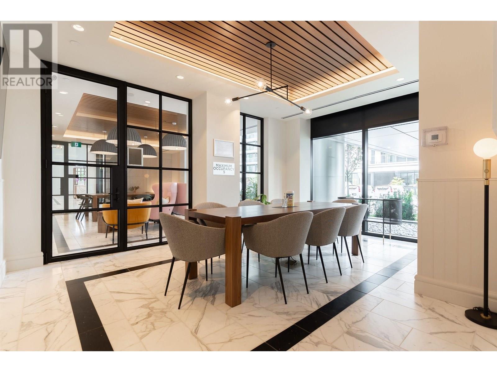 Listing Picture 22 of 39 : 410 6855 PEARSON WAY, Richmond / 烈治文 - 魯藝地產 Yvonne Lu Group - MLS Medallion Club Member