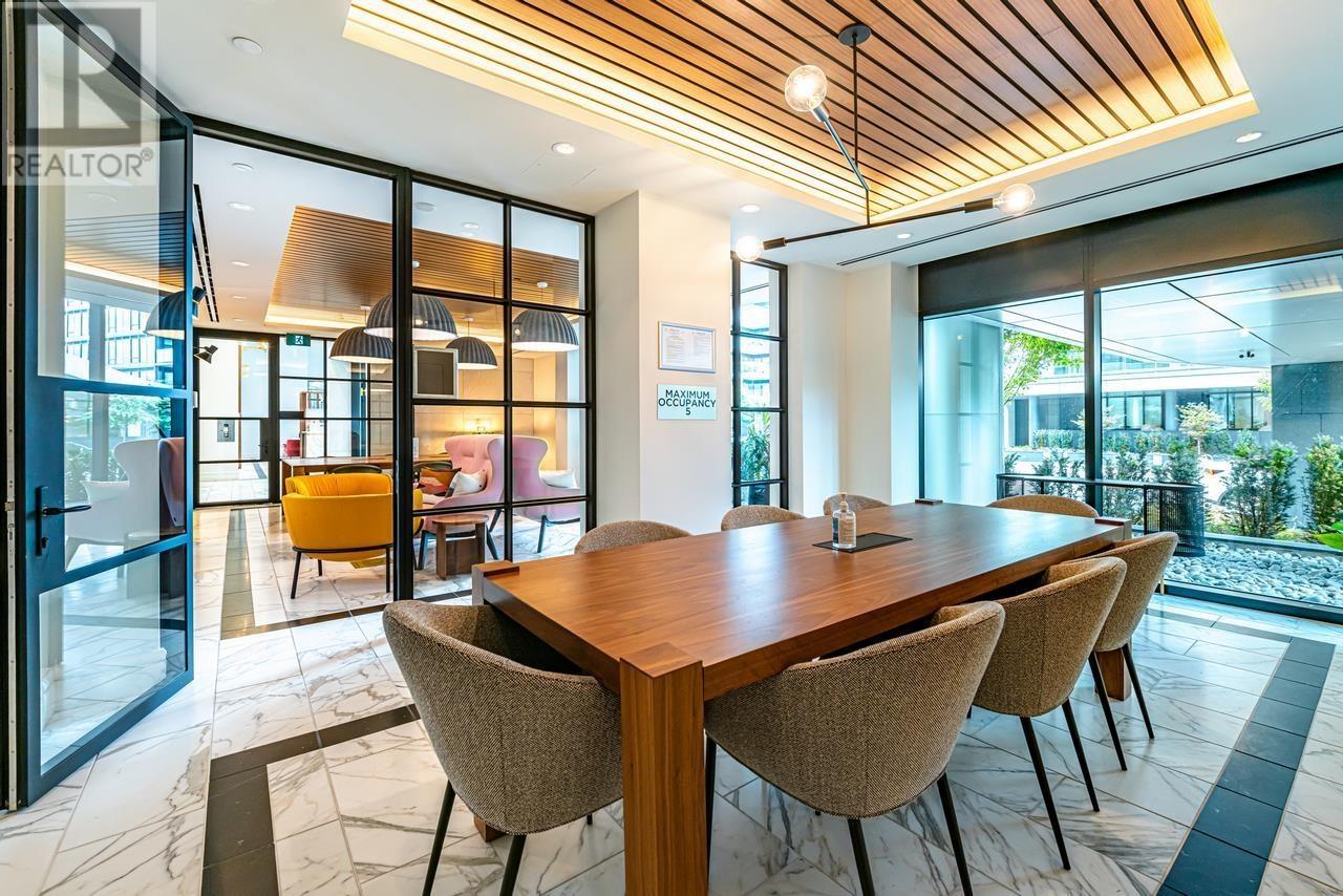 Listing Picture 11 of 39 : 410 6855 PEARSON WAY, Richmond / 烈治文 - 魯藝地產 Yvonne Lu Group - MLS Medallion Club Member