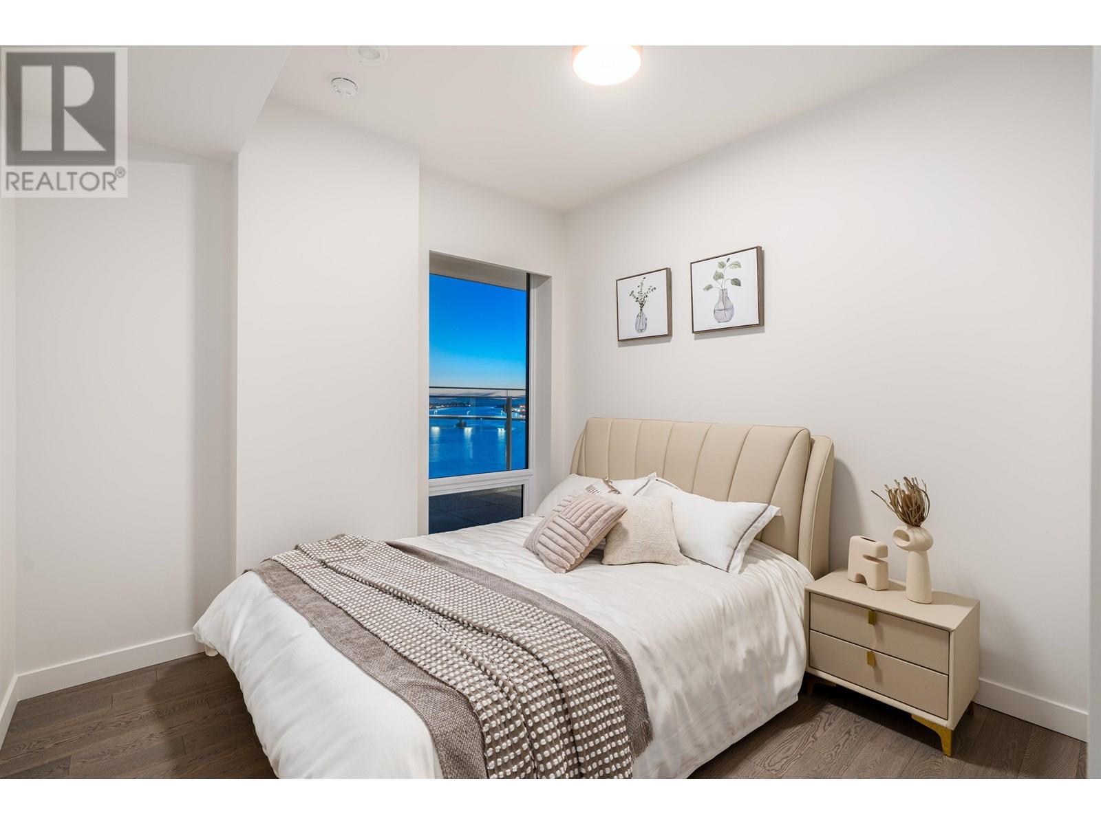 Listing Picture 16 of 34 : 801 6833 PEARSON WAY, Richmond / 烈治文 - 魯藝地產 Yvonne Lu Group - MLS Medallion Club Member