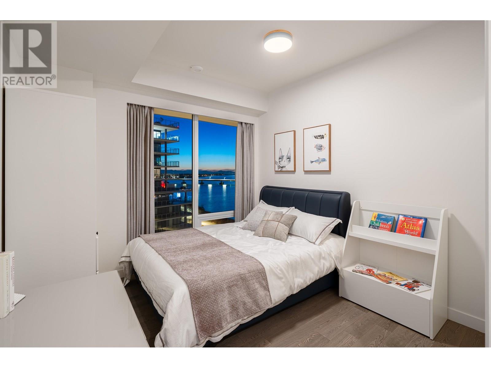 Listing Picture 14 of 34 : 801 6833 PEARSON WAY, Richmond / 烈治文 - 魯藝地產 Yvonne Lu Group - MLS Medallion Club Member