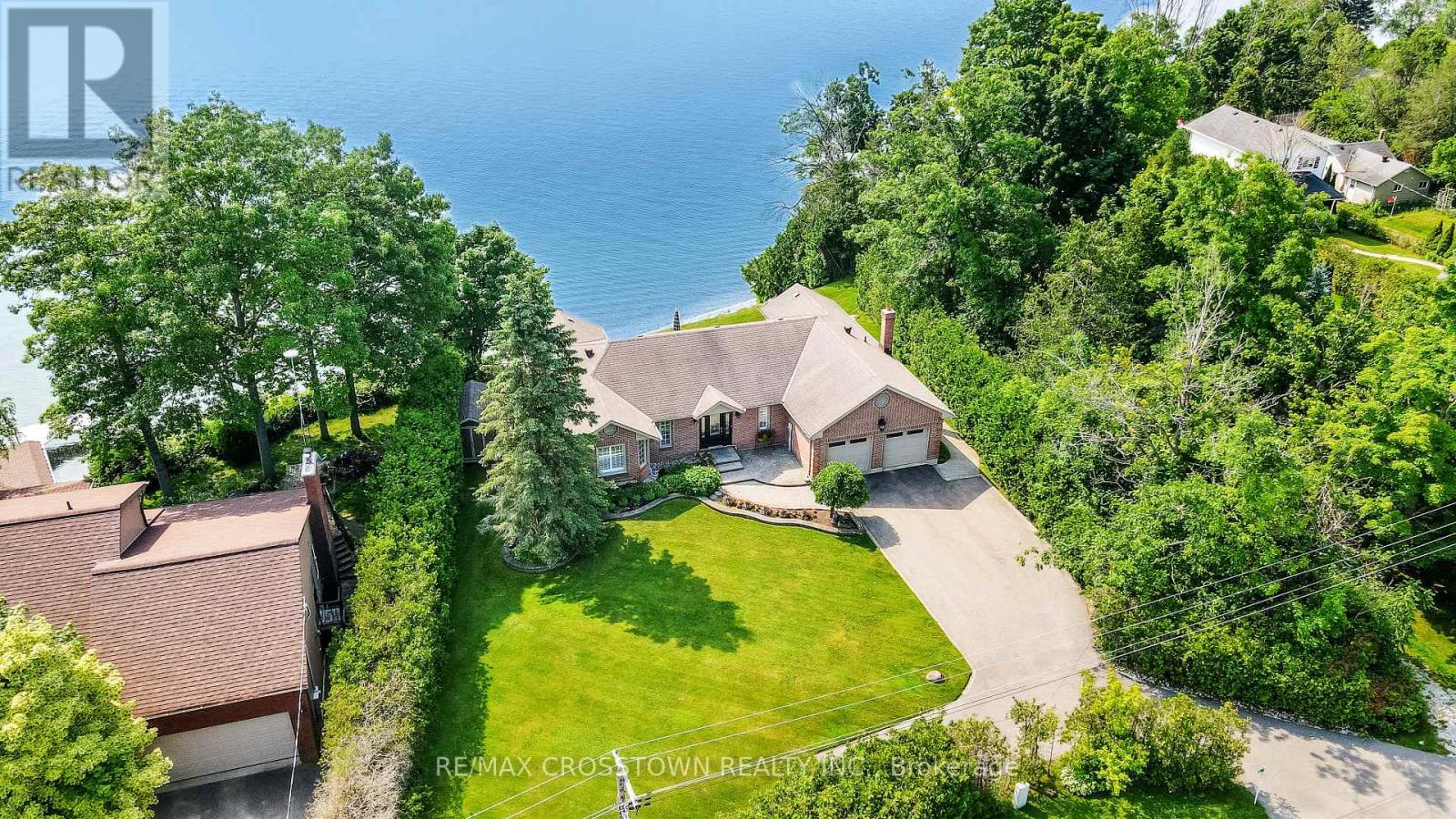 3 Stanley Avenue, Oro-Medonte (Hawkestone), Ontario  L0L 1T0 - Photo 3 - S12302775