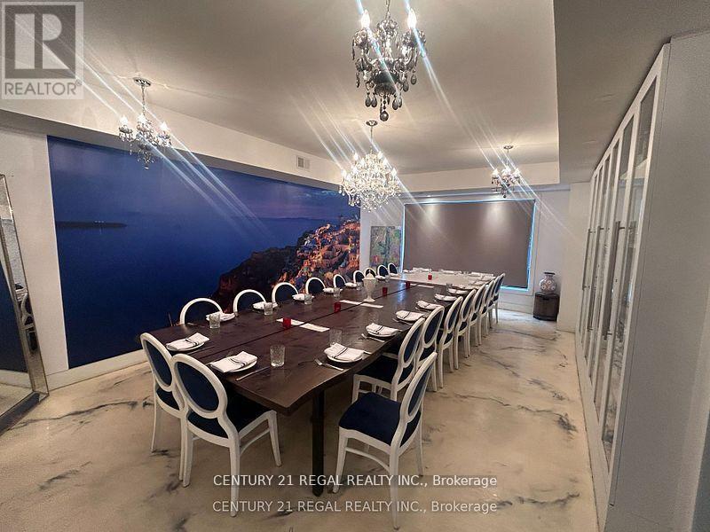 Property at 662 - 664 THE QUEENSWAY image 3