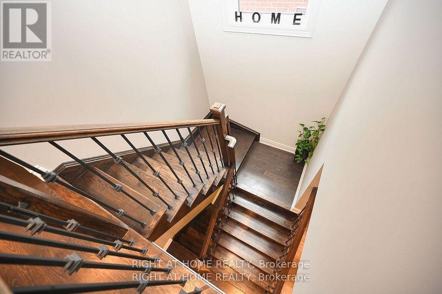 371 Hincks Drive, Milton, Ontario  L9T 8T9 - Photo 16 - W12302803