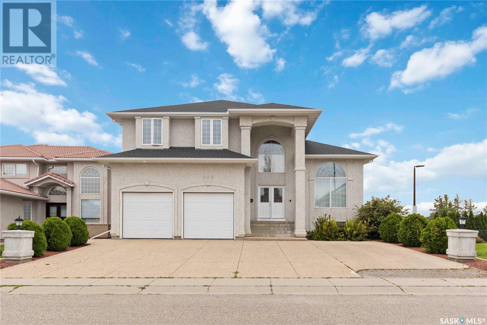 210 Brookhurst Crescent, Saskatoon, Saskatchewan  S7V 1C5 - Photo 1 - SK013429