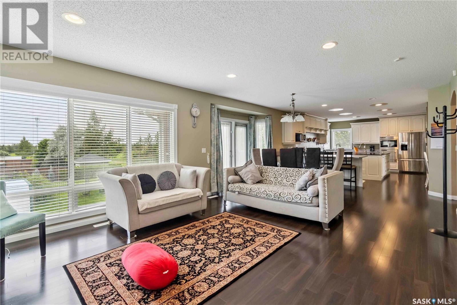 210 Brookhurst Crescent, Saskatoon, Saskatchewan  S7V 1C5 - Photo 9 - SK013429