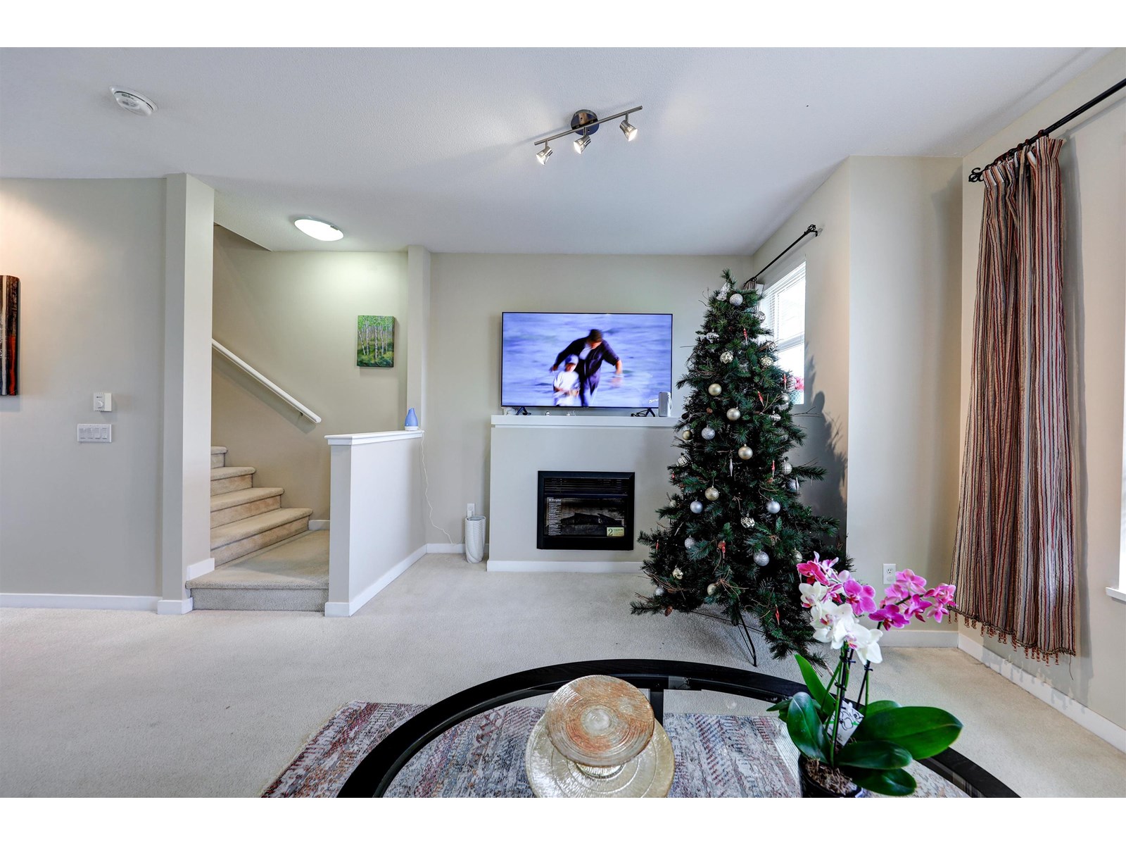 Property at 180 2729 158 STREET image 1