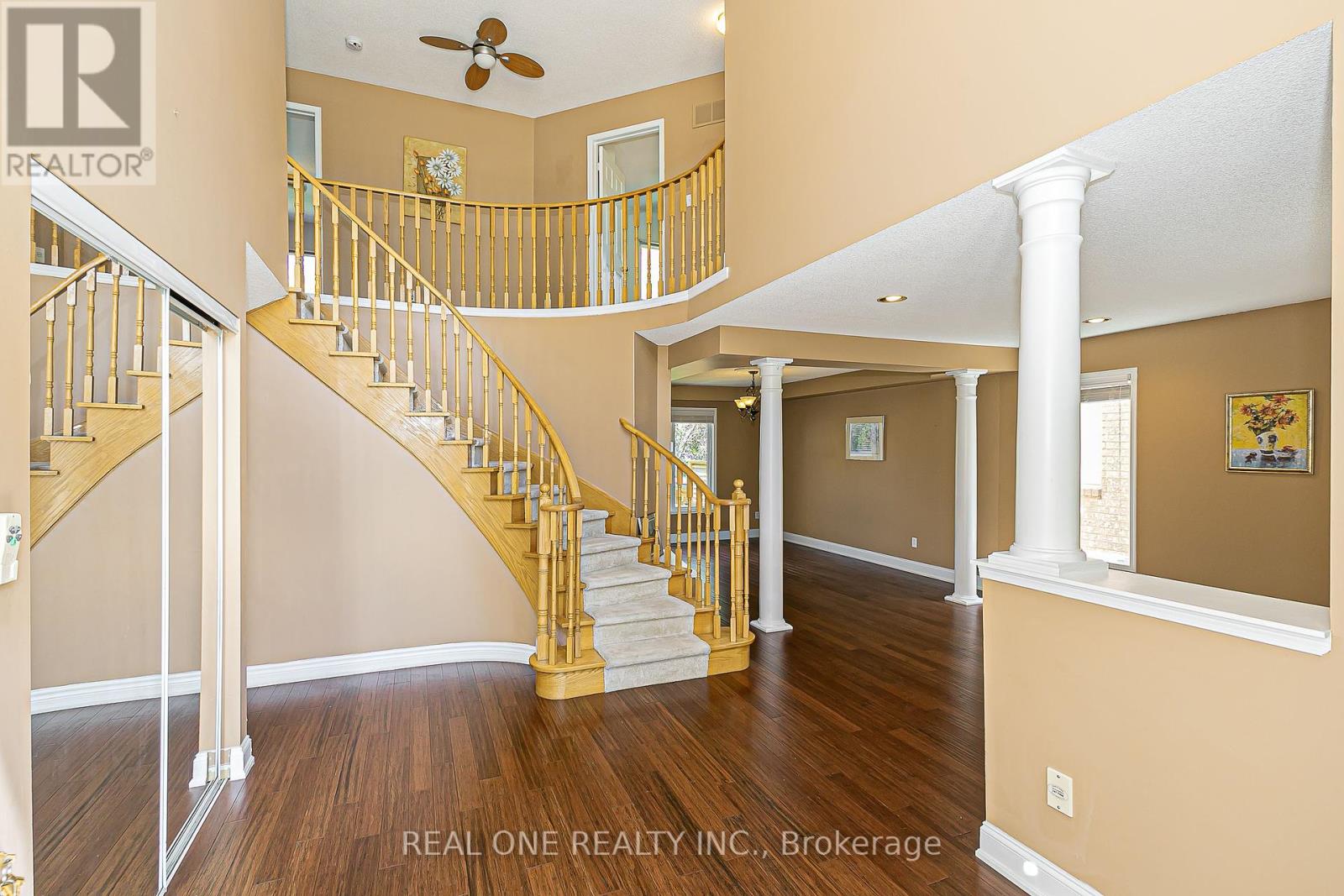 493 Sandalwood Court, Oshawa, Ontario  L1G 7X9 - Photo 3 - E12301315