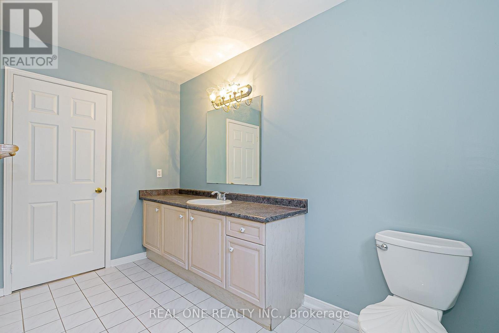 493 Sandalwood Court, Oshawa, Ontario  L1G 7X9 - Photo 38 - E12301315