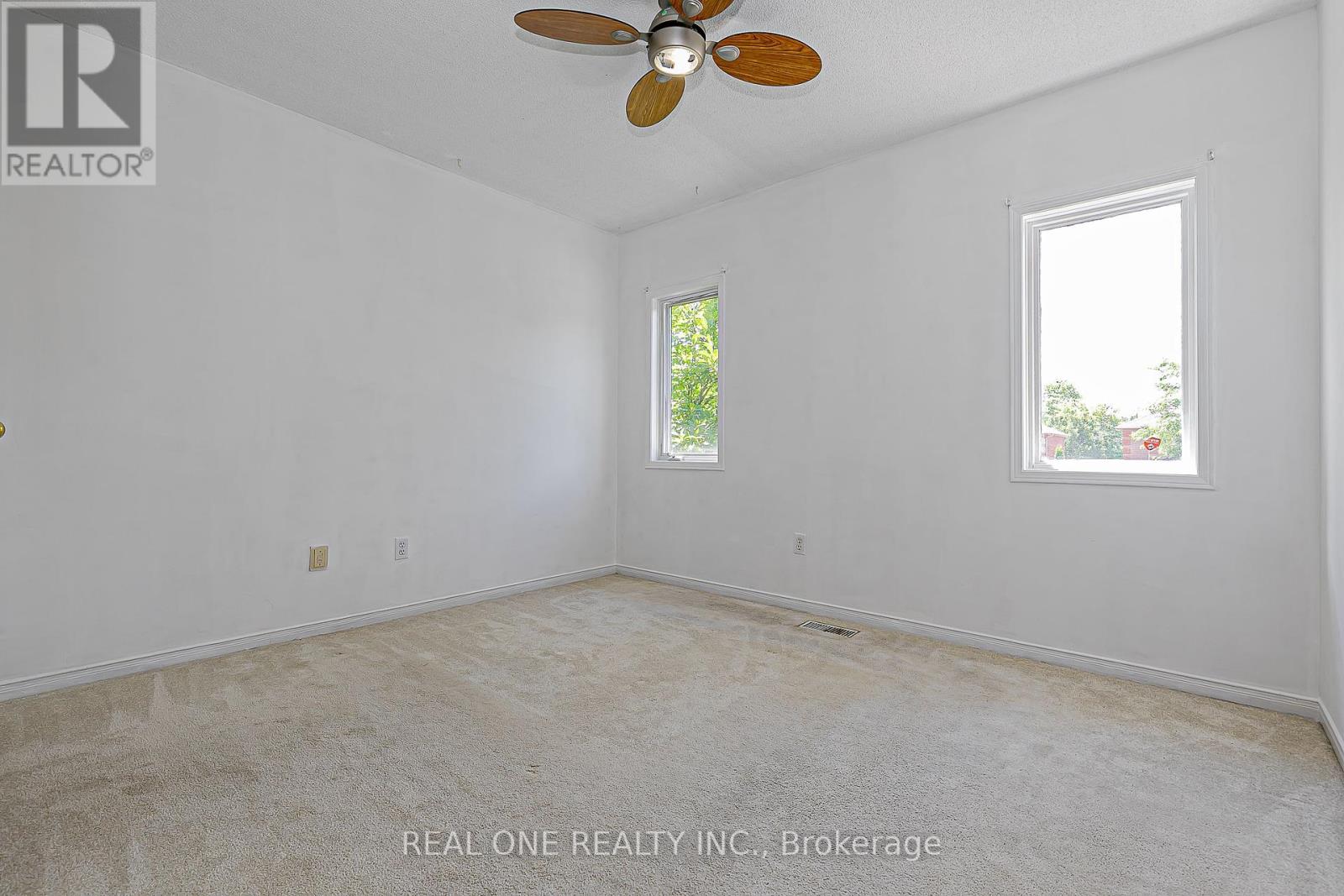 493 Sandalwood Court, Oshawa, Ontario  L1G 7X9 - Photo 36 - E12301315