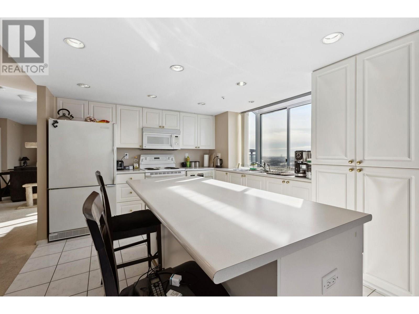 2204 739 Princess Street, New Westminster, British Columbia  V3M 6V6 - Photo 10 - R2996031