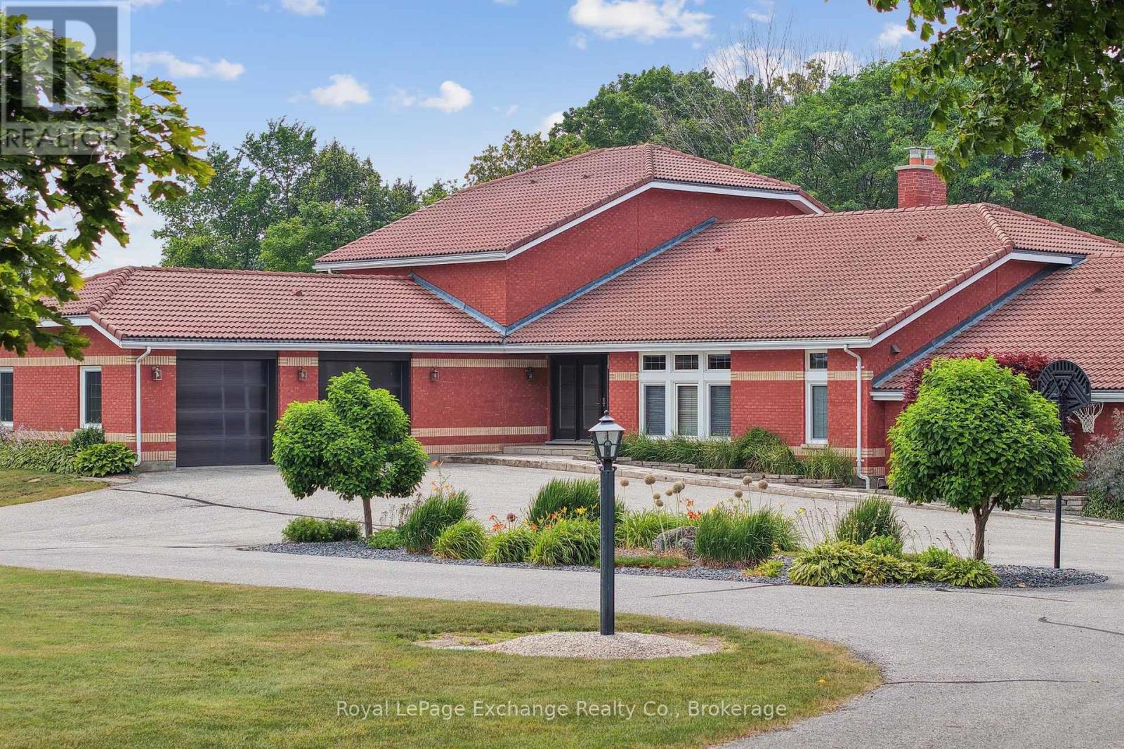 248/250 Bruce Road 23 Road, Kincardine, Ontario  N2Z 2X6 - Photo 4 - X12295010