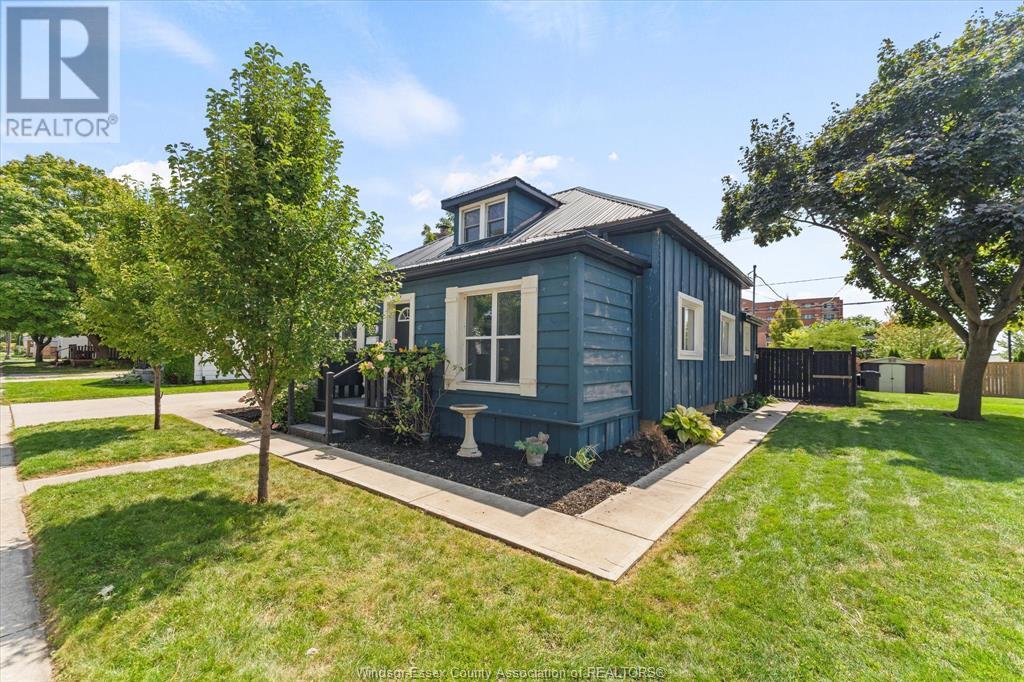 165 Park Street, Amherstburg, Ontario  N9V 1P3 - Photo 2 - 25018528