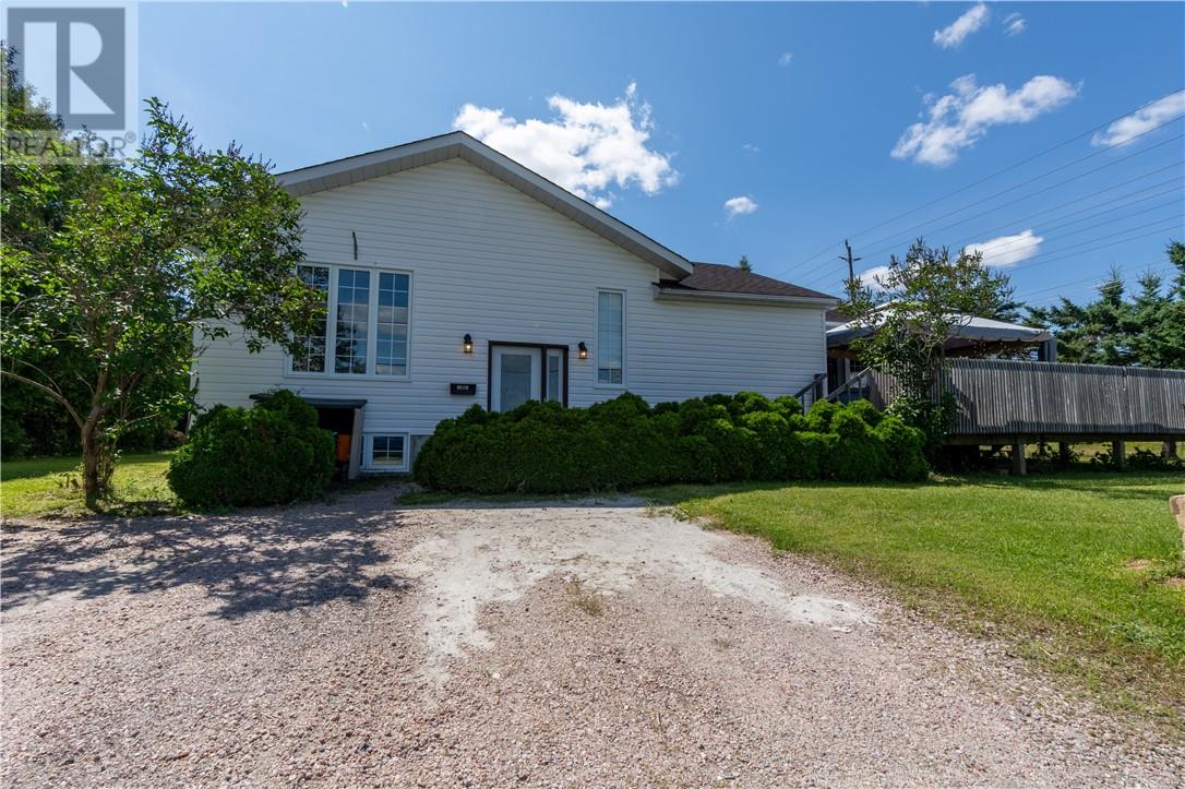 Property at 1543 Pioneer image 1