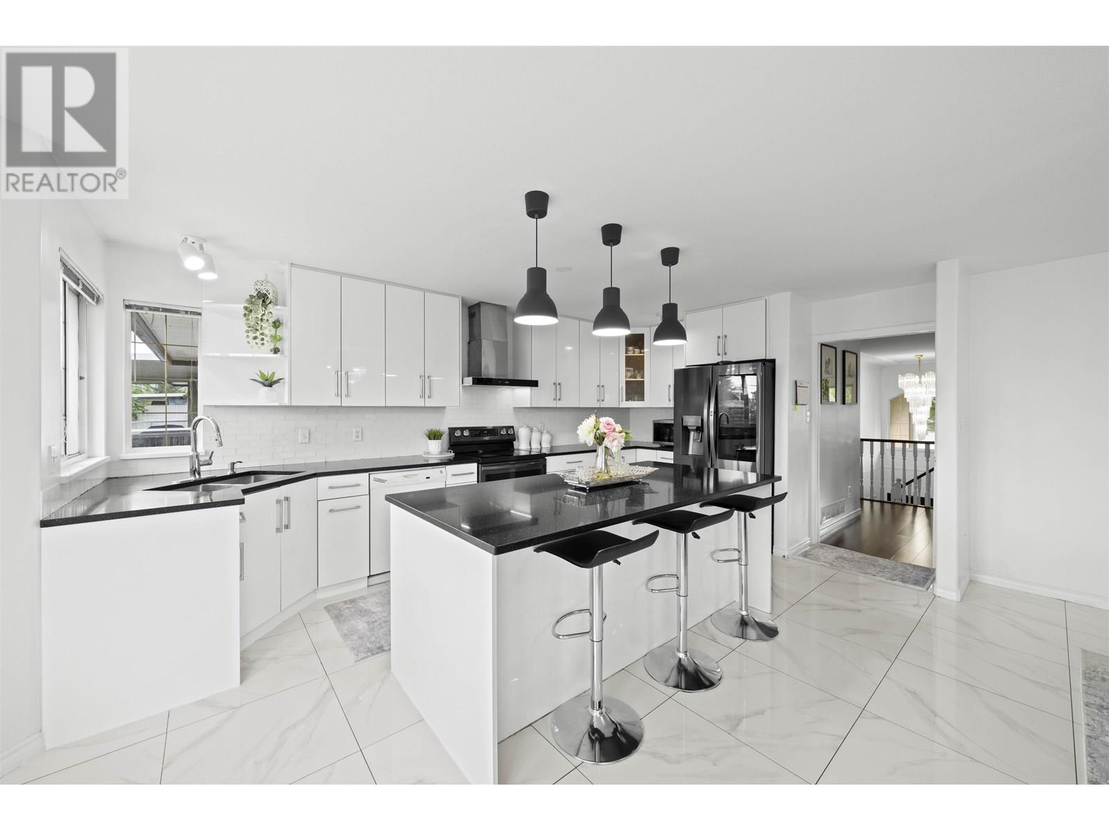 Property at 12147 201 STREET image 3