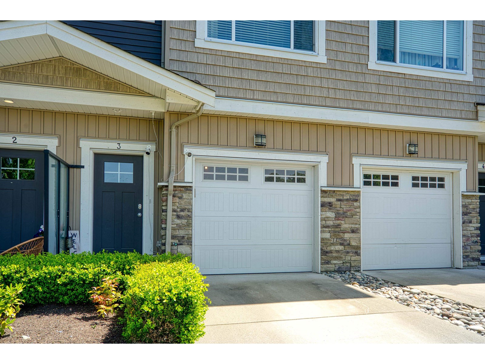 Property at 3 34230 ELMWOOD DRIVE image 3