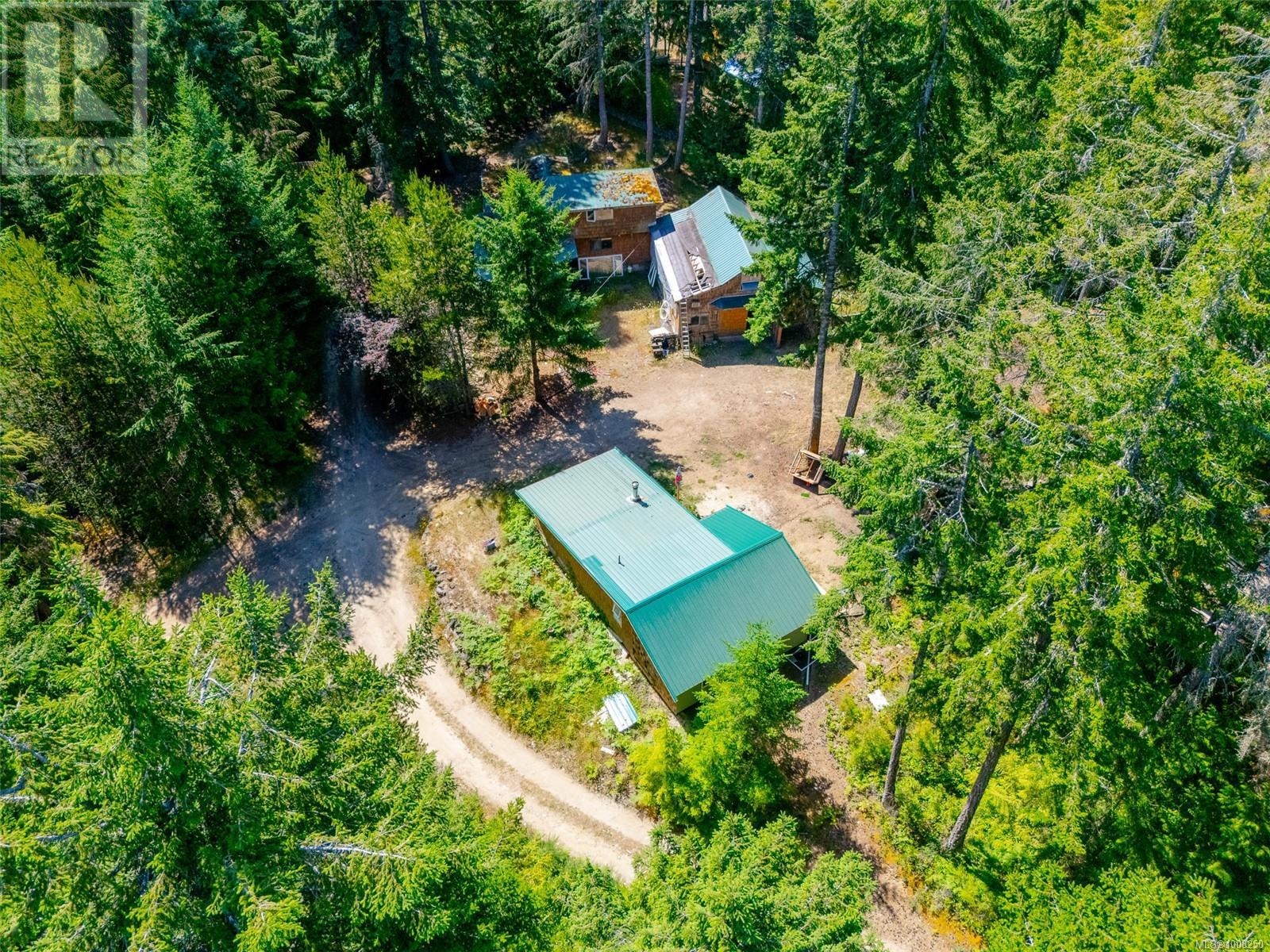 300 Oakdowne Rd, Qualicum Beach, British Columbia  V9K 2G1 - Photo 42 - 1008250