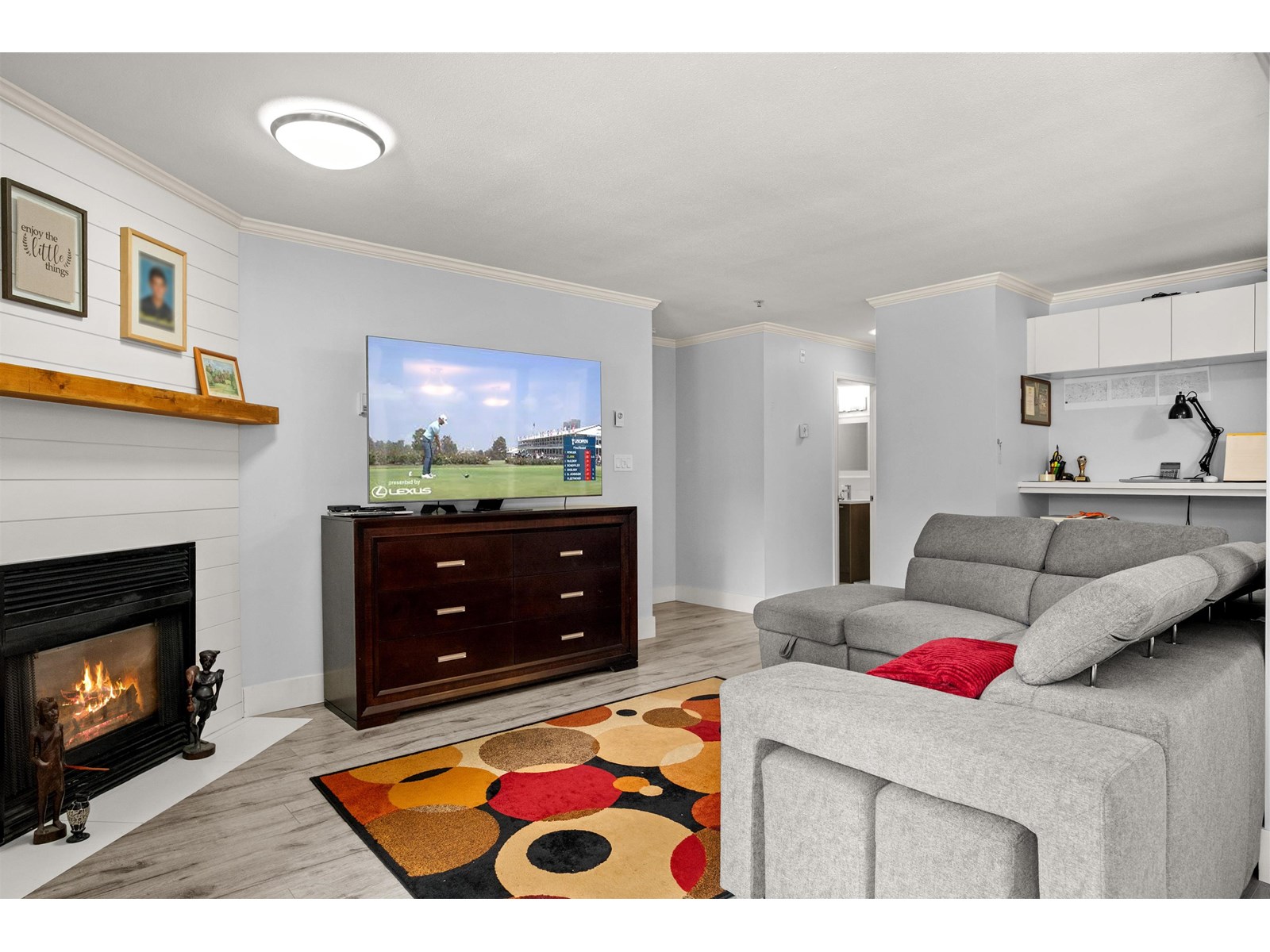 111 33708 King Road, Abbotsford, British Columbia  V2S 8C6 - Photo 2 - R3010475