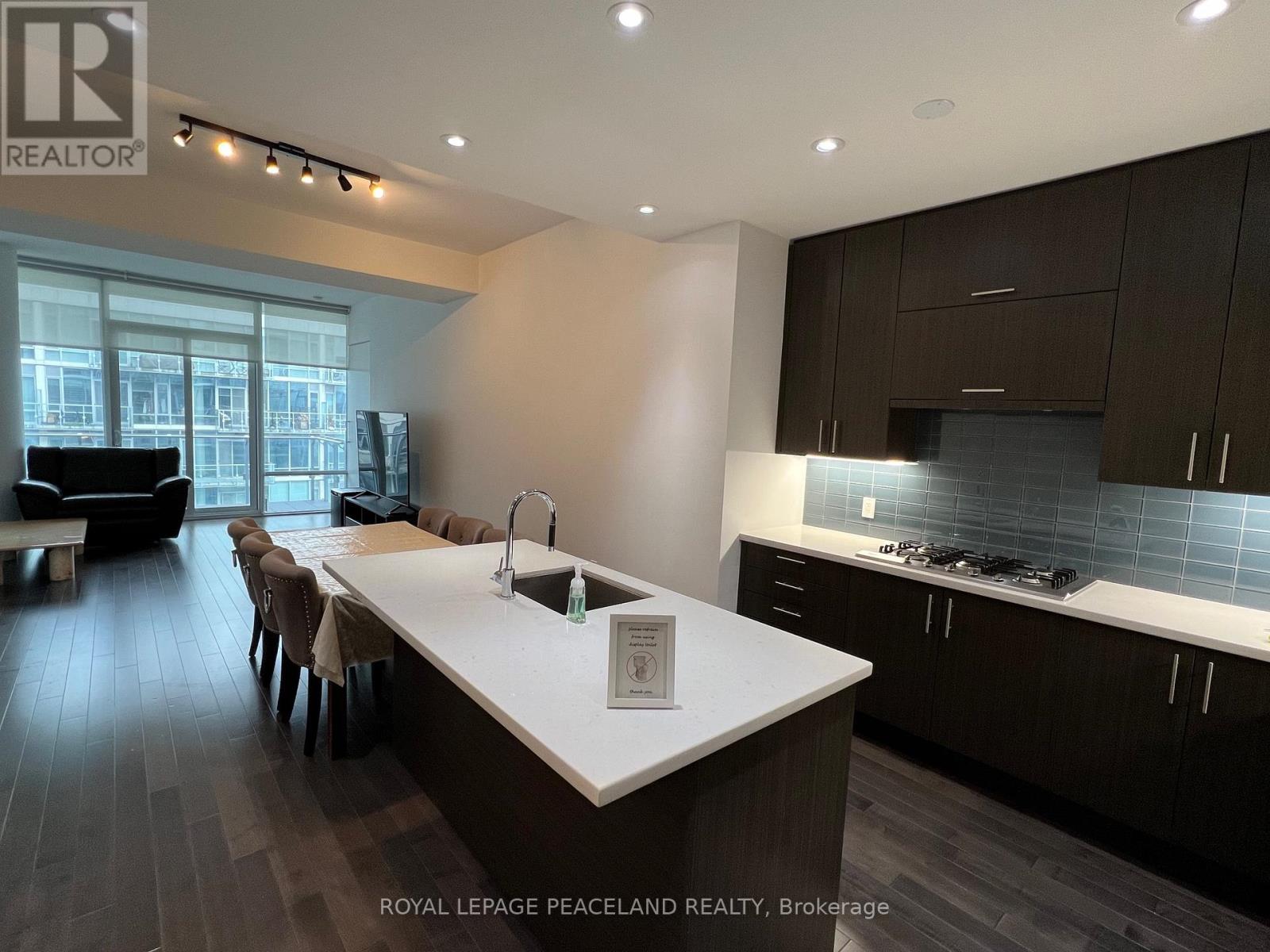 908 - 29 QUEENS QUAY E, Toronto, Ontario