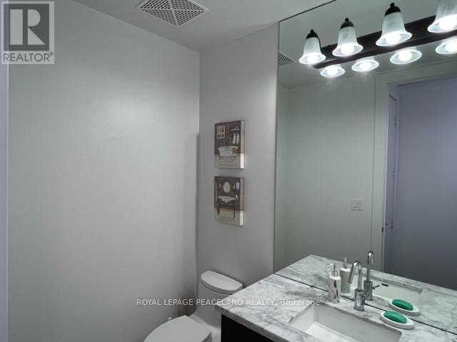 908 - 29 Queens Quay E, Toronto, Ontario  M5E 0A4 - Photo 14 - C12302874