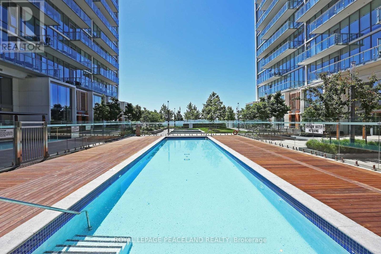 908 - 29 Queens Quay E, Toronto, Ontario  M5E 0A4 - Photo 18 - C12302874