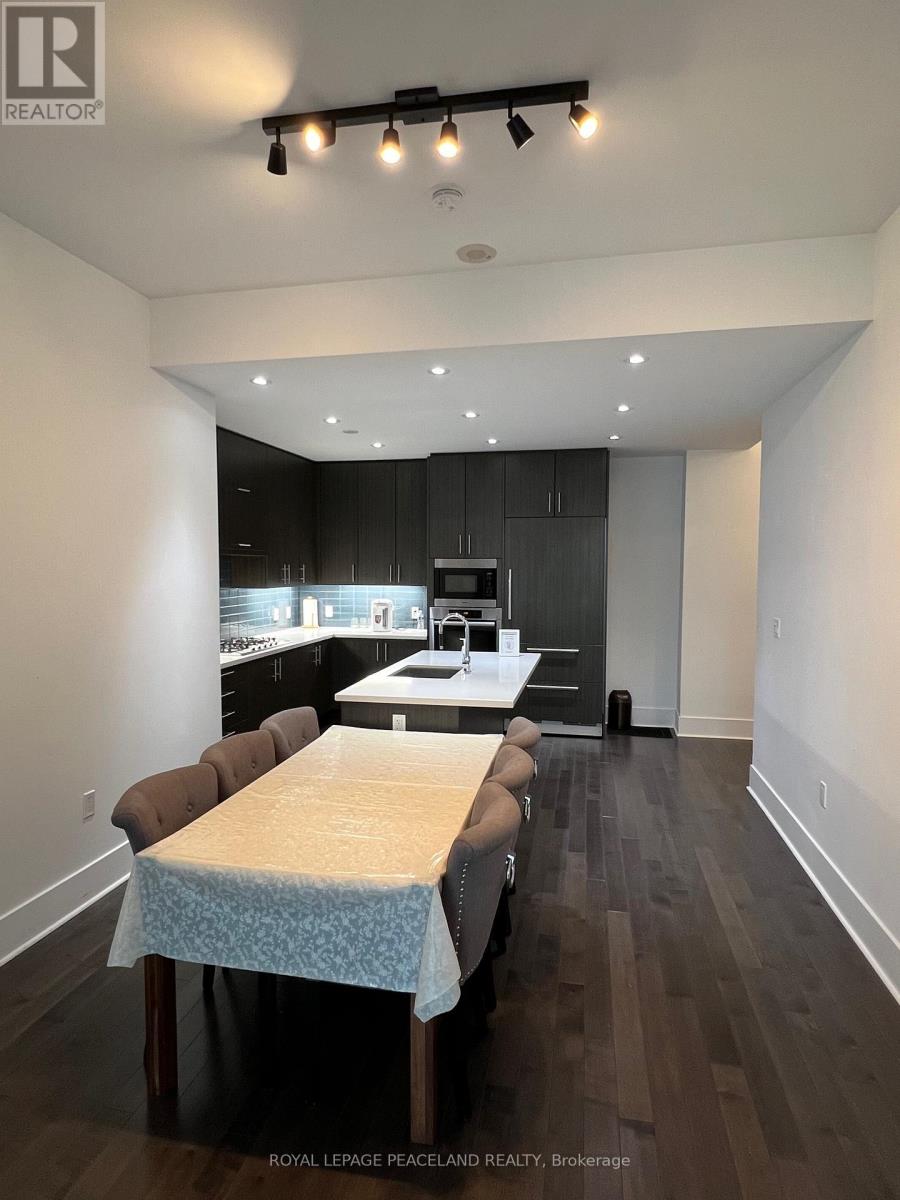 908 - 29 Queens Quay E, Toronto, Ontario  M5E 0A4 - Photo 2 - C12302874