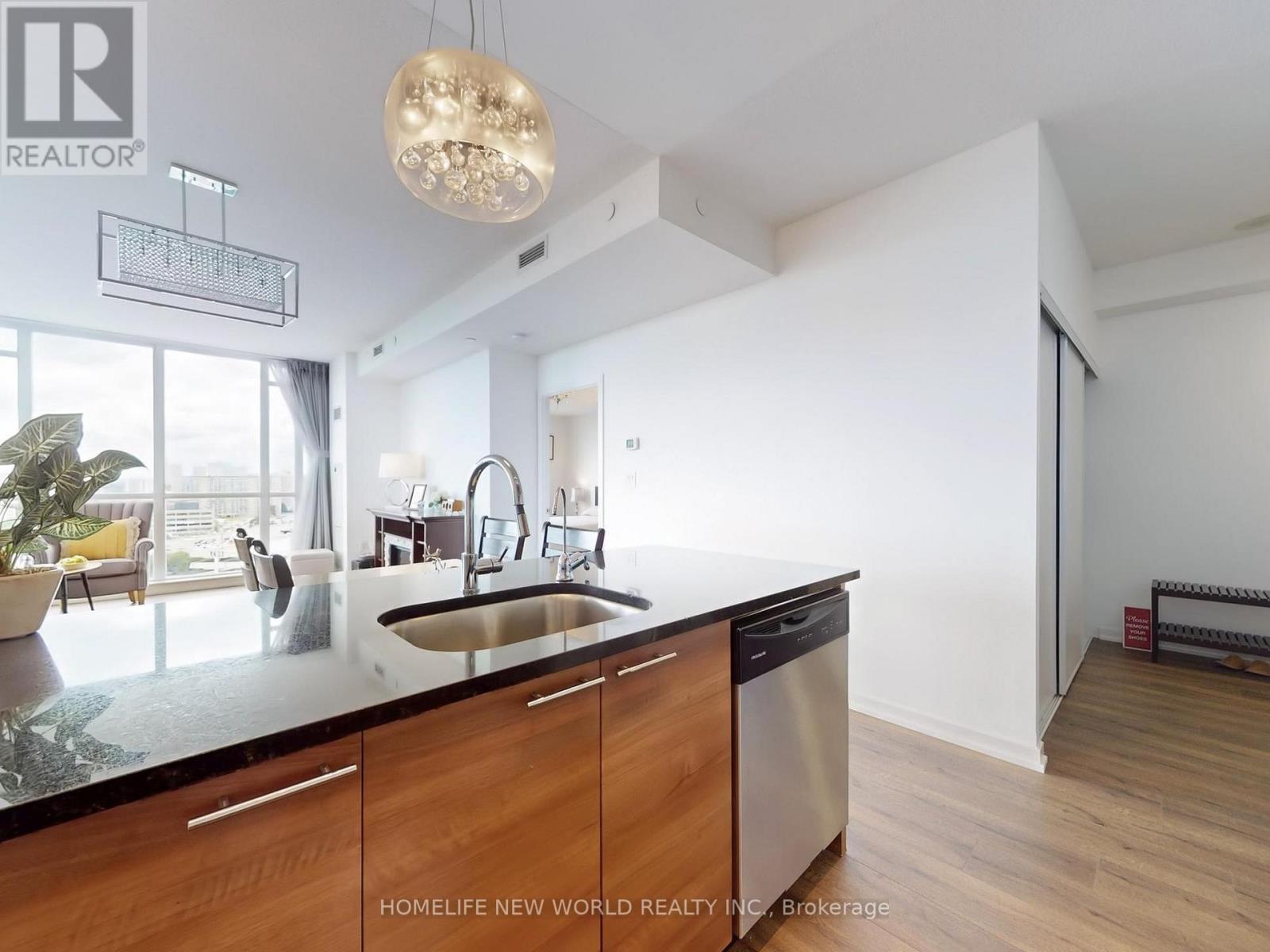 1102 - 66 Forest Manor Road, Toronto, Ontario  M2J 0B7 - Photo 18 - C12302971