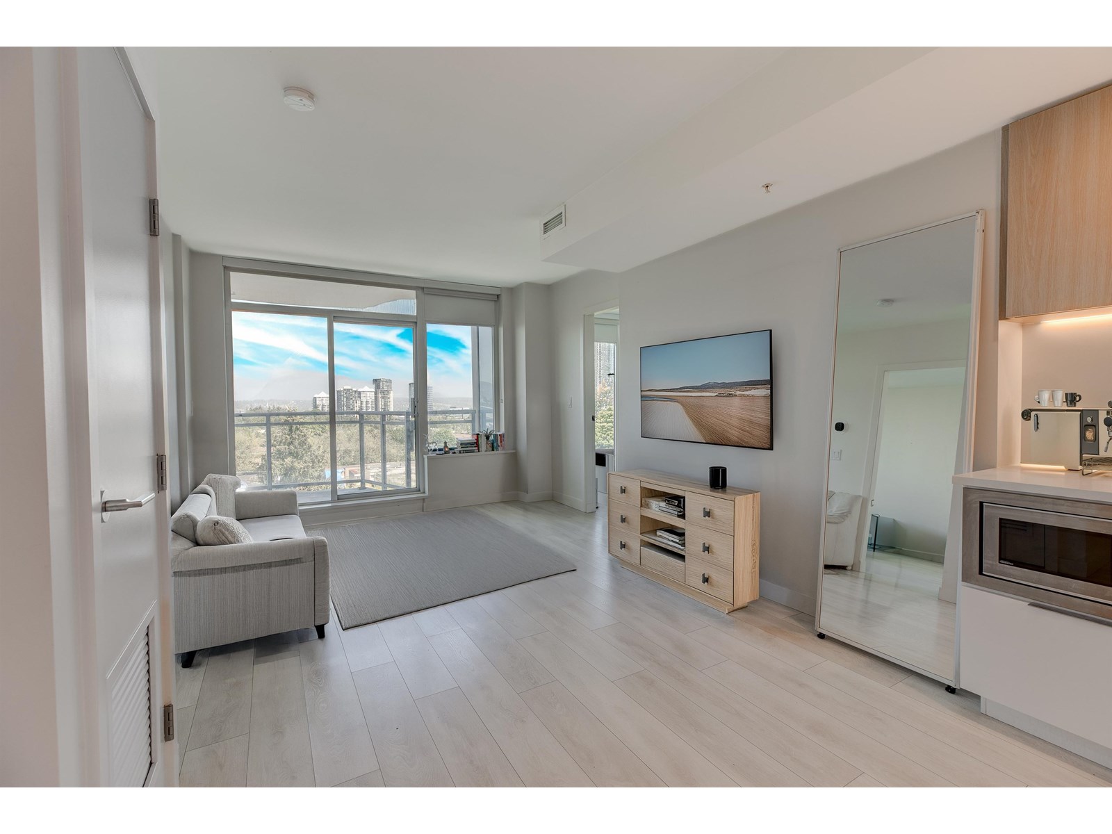 802 13318 104 Avenue, Surrey, British Columbia  V3T 0R2 - Photo 7 - R3011118