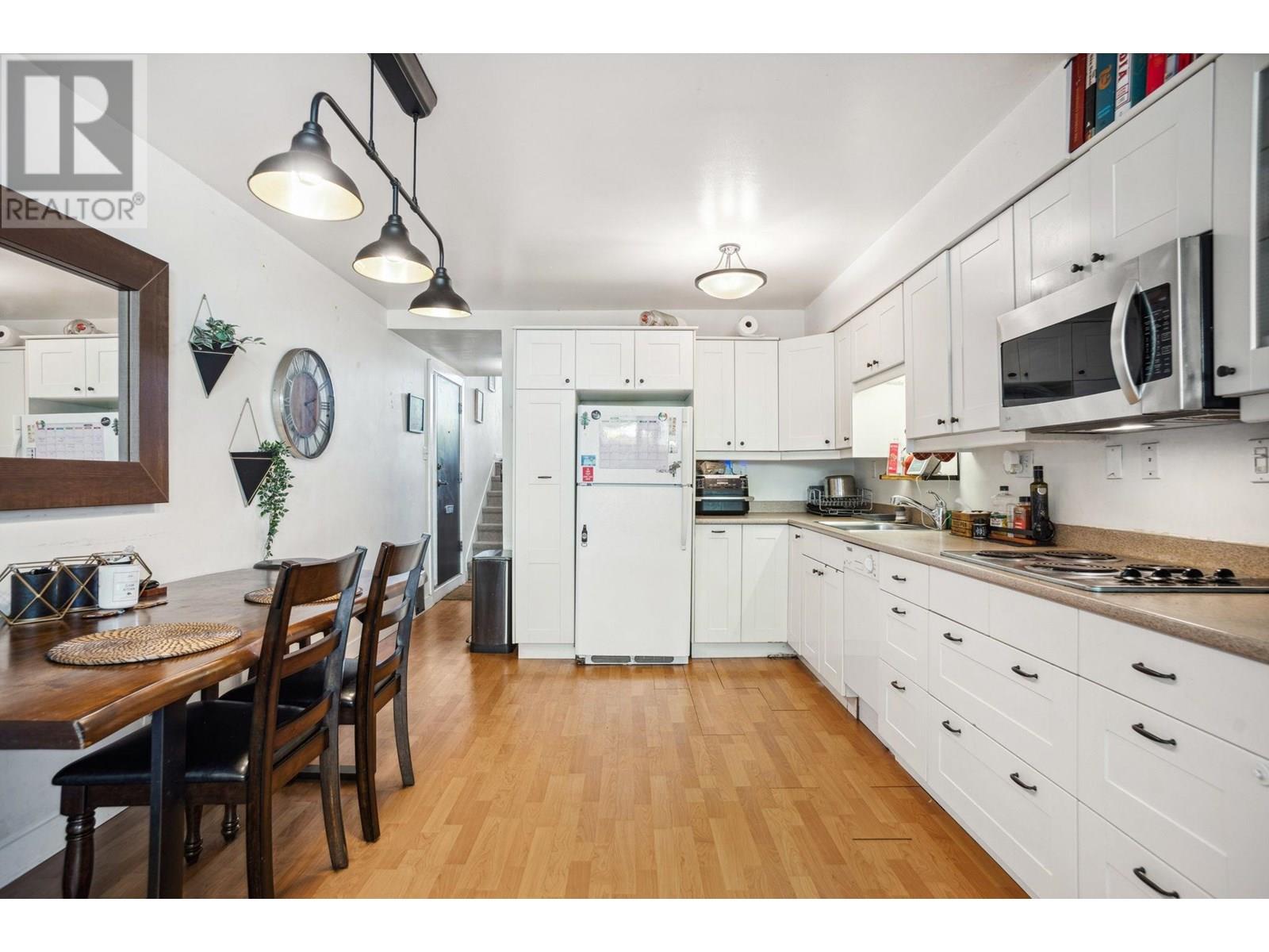 784 Millbank, Vancouver, British Columbia  V5Z 3Z3 - Photo 11 - R3009604
