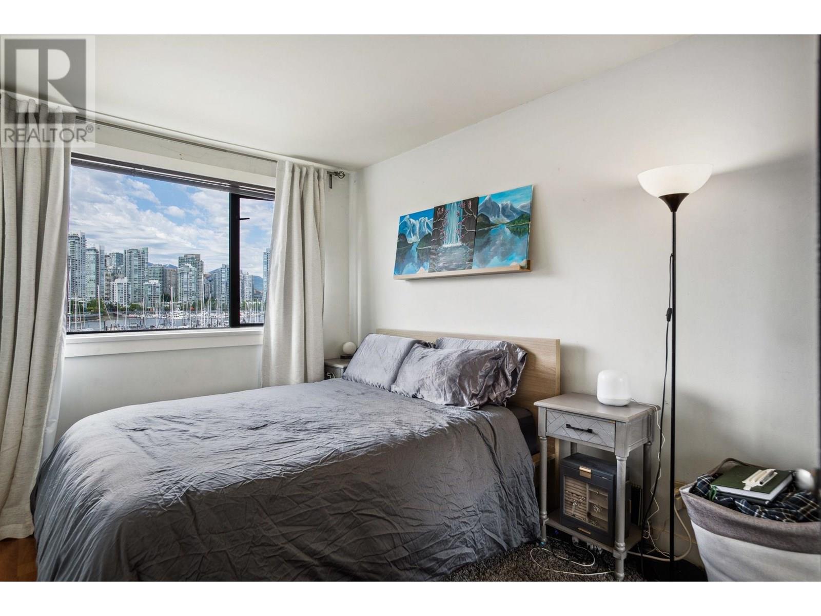 784 Millbank, Vancouver, British Columbia  V5Z 3Z3 - Photo 13 - R3009604