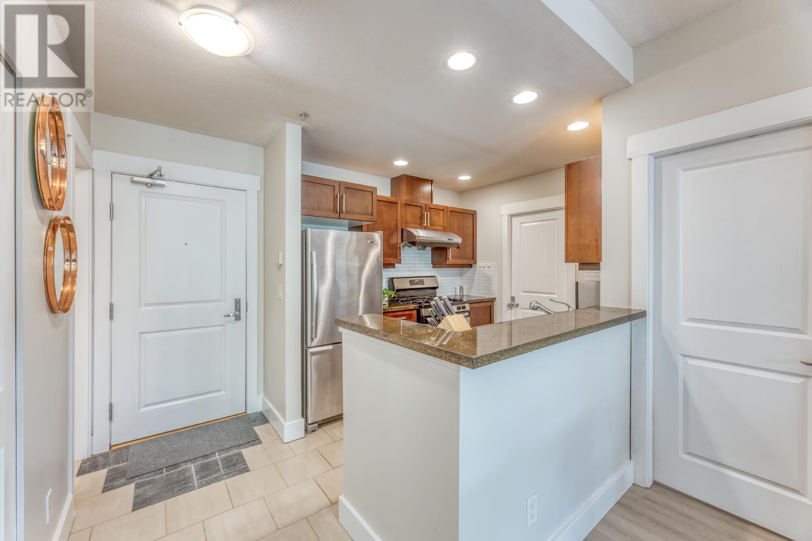 407 6328 Larkin Drive, Vancouver, British Columbia  V6T 2K2 - Photo 4 - R3010116