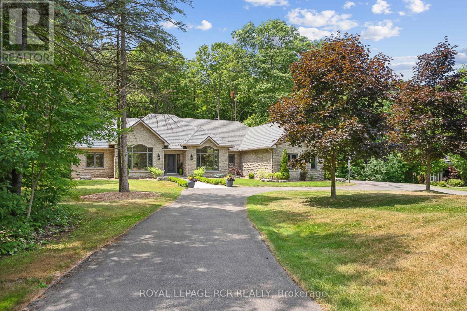 Property at 30 LOGGERS TRAIL image 2