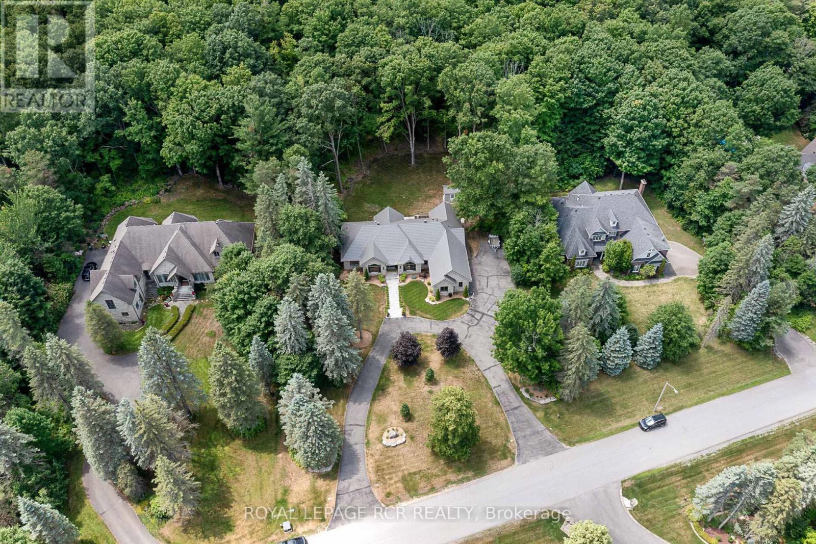 Property at 30 LOGGERS TRAIL image 4