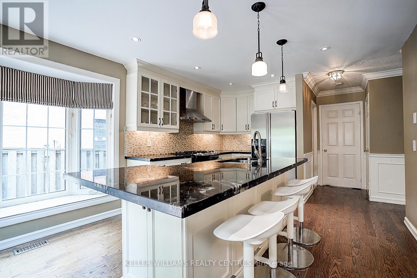 9 Hickory Drive, Markham, Ontario  L3P 6S7 - Photo 17 - N12302872