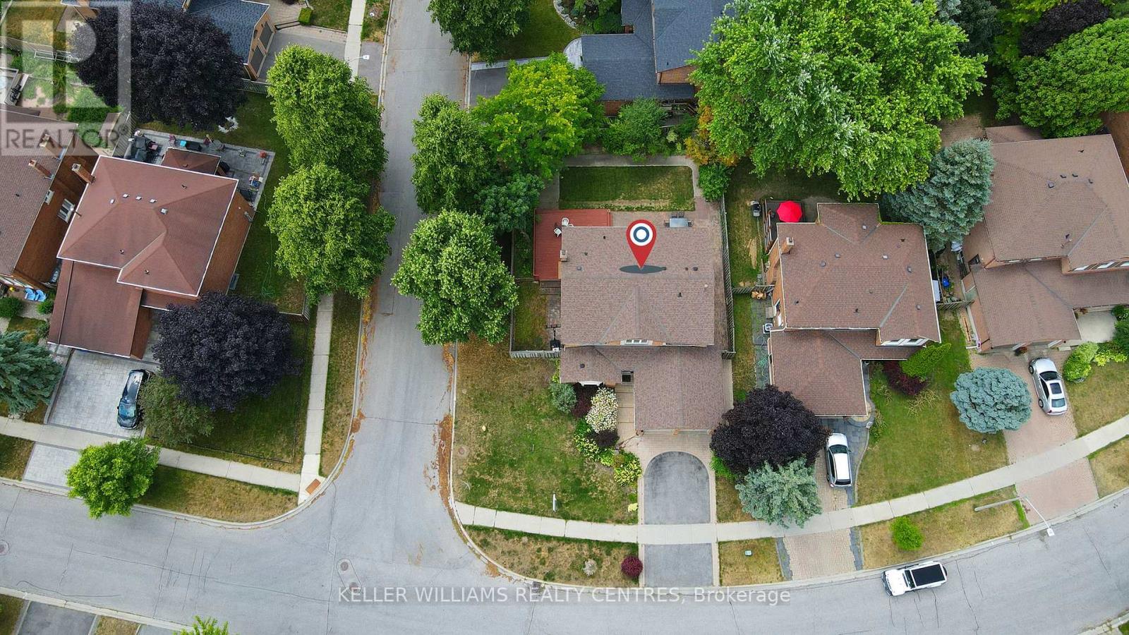 Property at 9 HICKORY DRIVE image 2