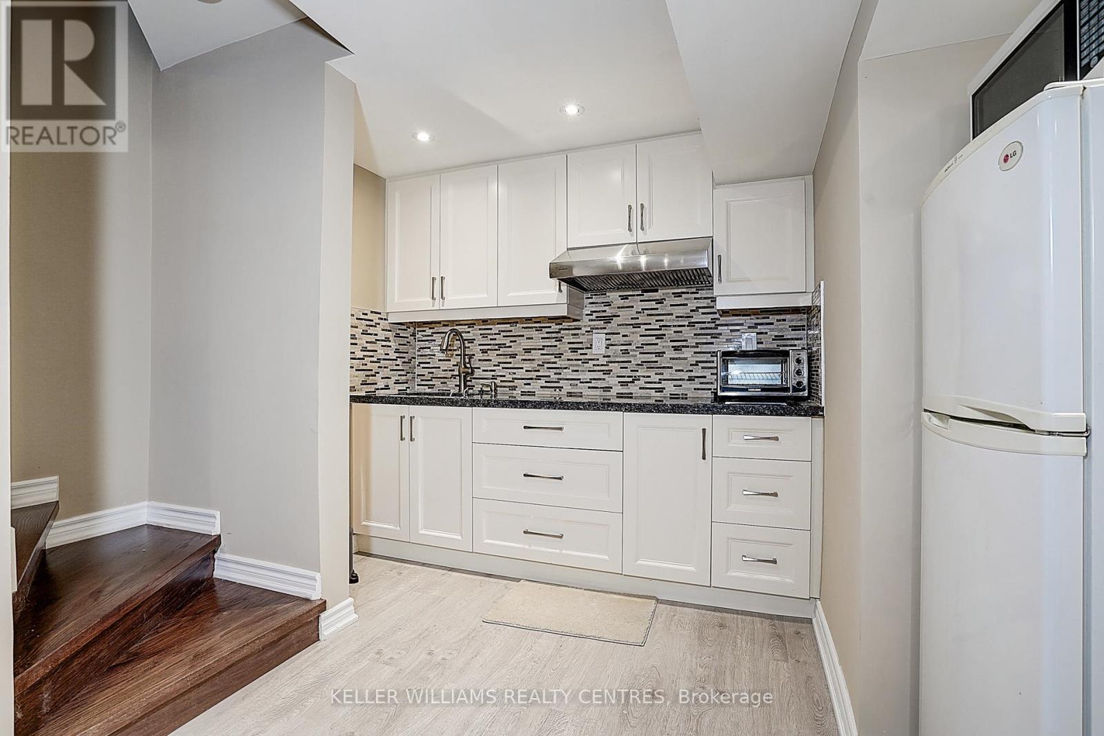 9 Hickory Drive, Markham, Ontario  L3P 6S7 - Photo 39 - N12302872