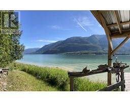 4460 6 Highway, arrow park, British Columbia