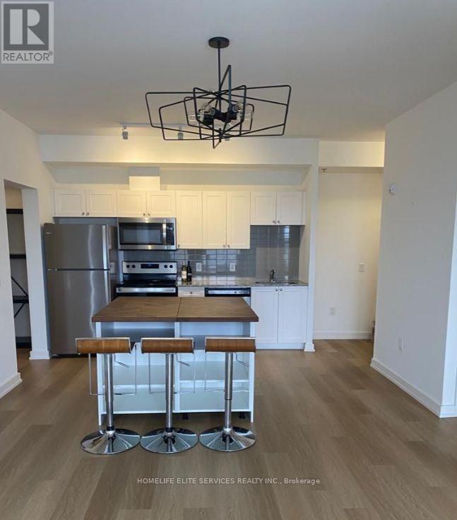 220 - 430 Essa Road, Barrie, Ontario  L9J 0M1 - Photo 2 - S12302859