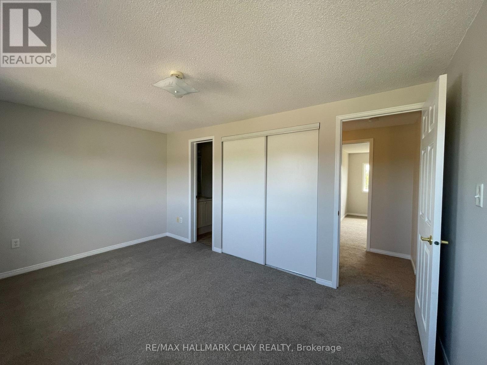 15 Coronation Parkway, Barrie, Ontario  L4M 7J9 - Photo 12 - S12302935