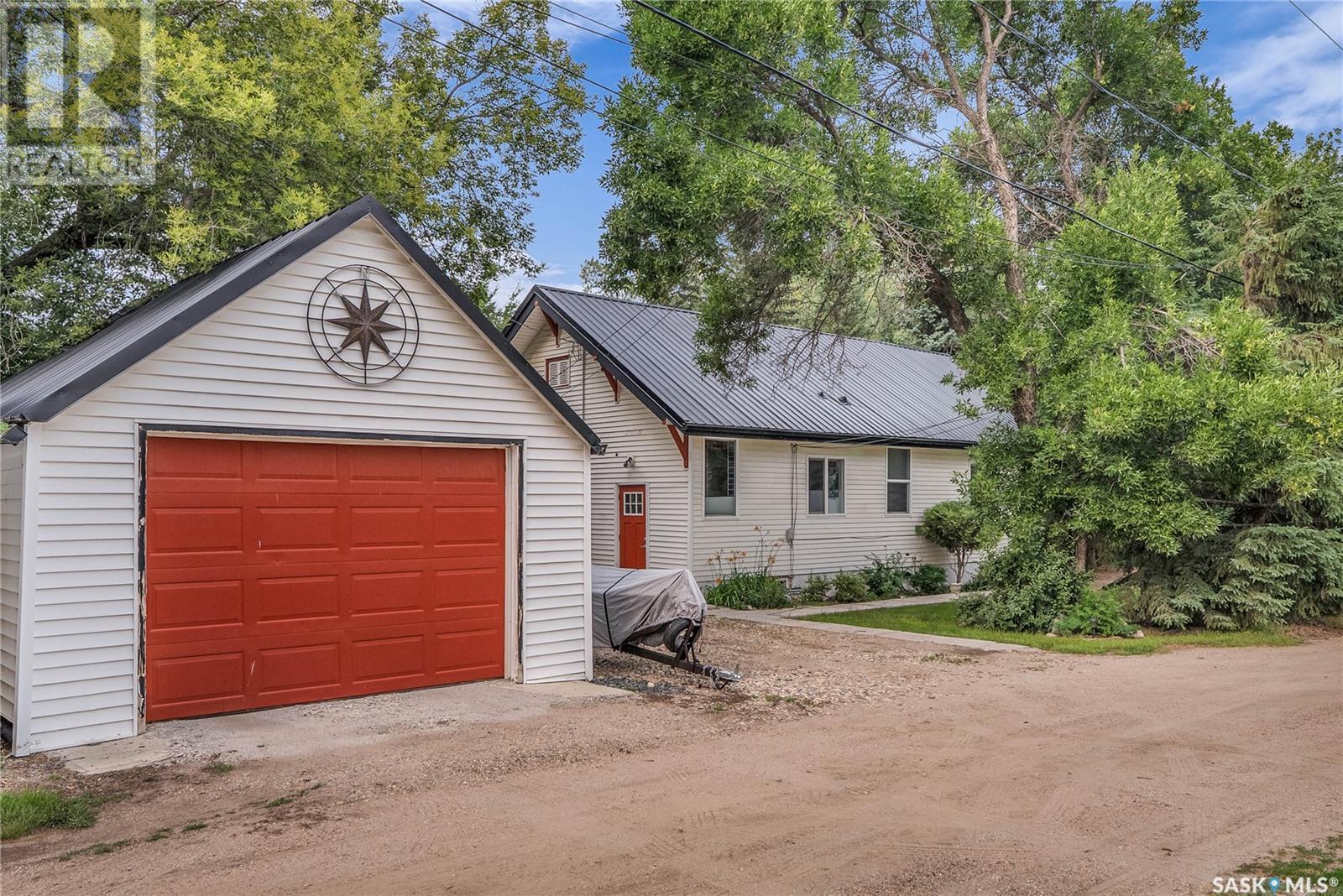 225 Saskatchewan Avenue, Imperial, Saskatchewan  S0J 2J0 - Photo 4 - SK013464
