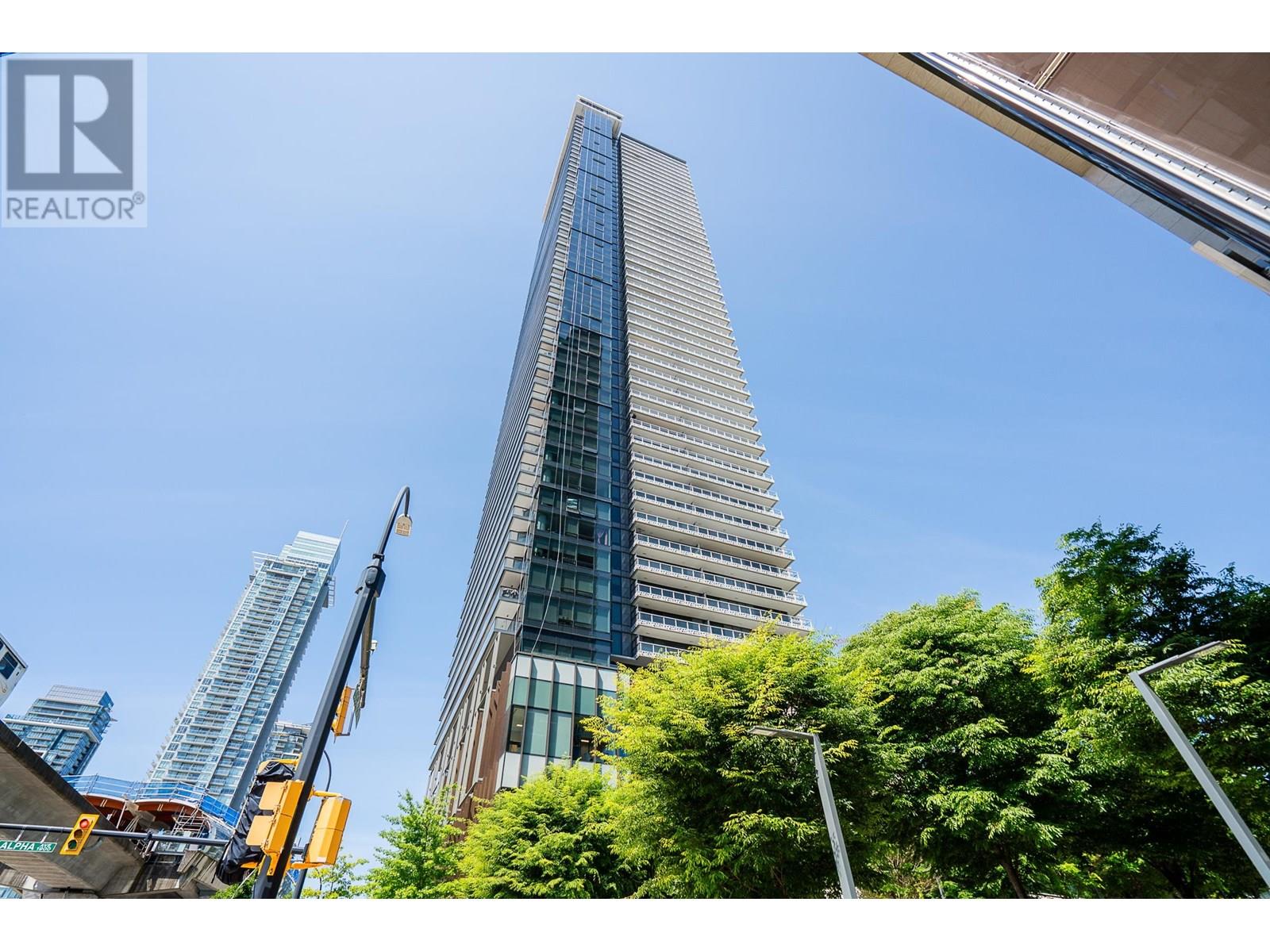 1505 1955 ALPHA WAY, Burnaby, British Columbia