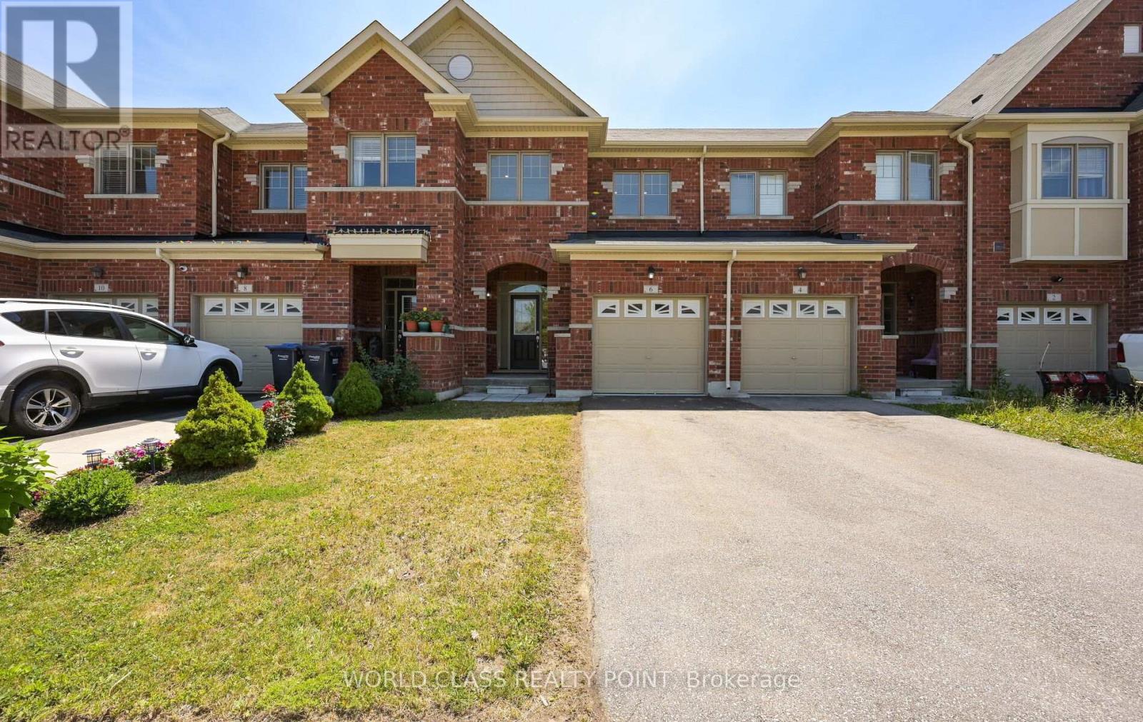 Property at 6 DAVENFIELD CIRCLE image 1