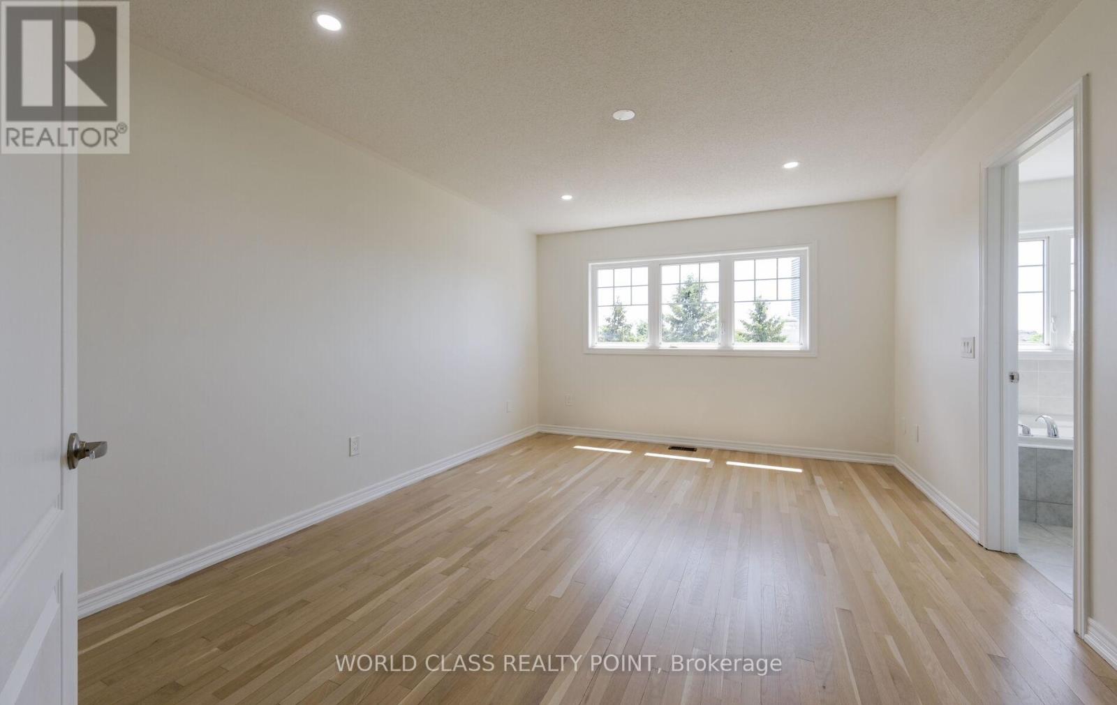 6 Davenfield Circle, Brampton, Ontario  L6P 2P7 - Photo 16 - W12302865