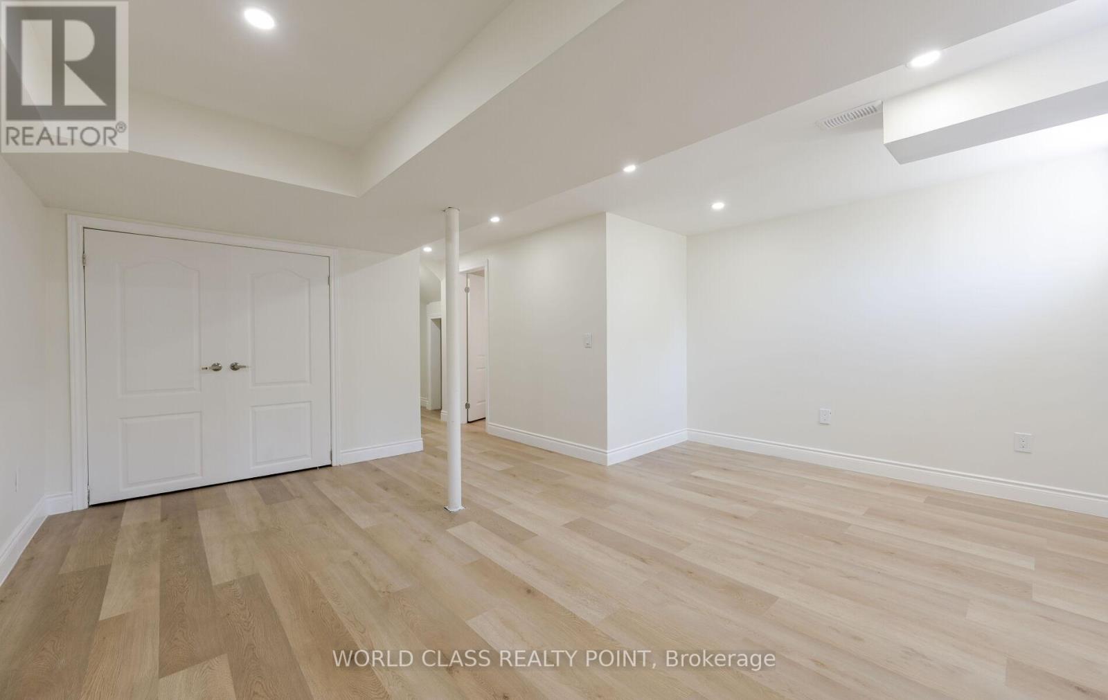 6 Davenfield Circle, Brampton, Ontario  L6P 2P7 - Photo 36 - W12302865
